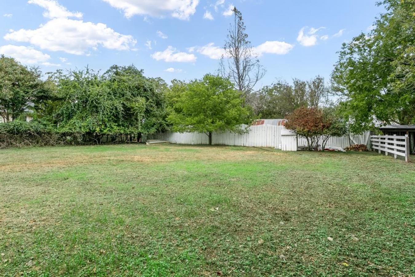 404 Fulton Street, Fredericksburg, Gillespie, 78624, United States, ,Residential,For Sale,404 Fulton Street,98251