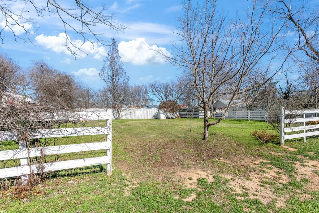 404 Fulton Street, Fredericksburg, Gillespie, 78624, United States, ,Residential,For Sale,404 Fulton Street,98251