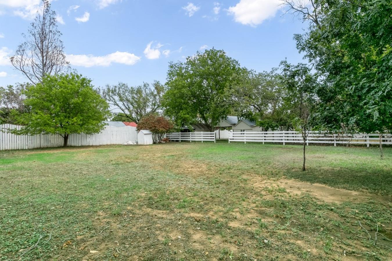 404 Fulton Street, Fredericksburg, Gillespie, 78624, United States, ,Residential,For Sale,404 Fulton Street,98251