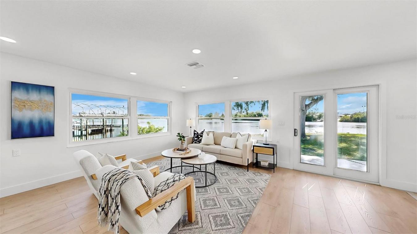 TARPON SPRINGS, Pinellas, 34689, United States, 3 Bedrooms Bedrooms, ,3 BathroomsBathrooms,Residential,For Sale,1894068