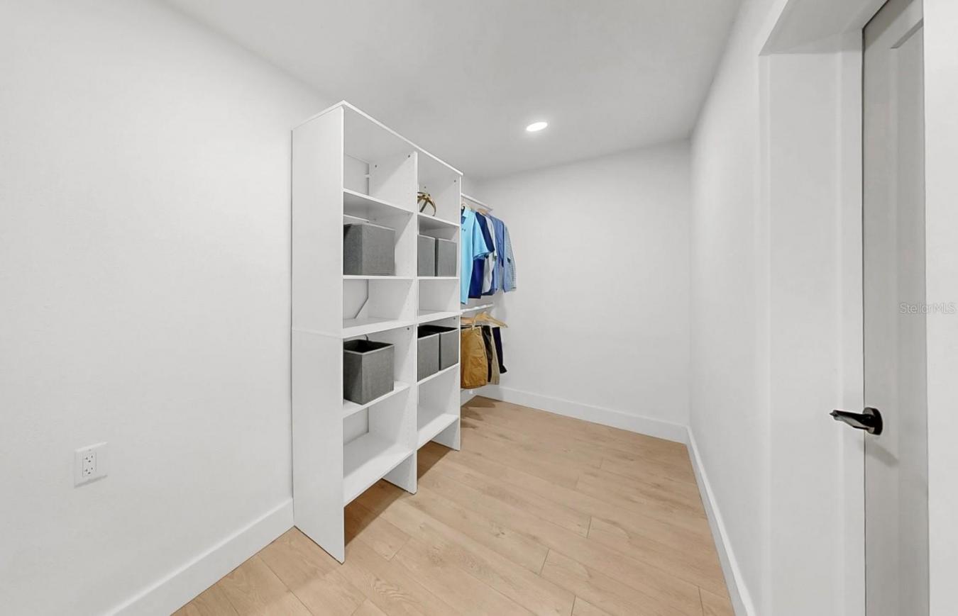 TARPON SPRINGS, Pinellas, 34689, United States, 3 Bedrooms Bedrooms, ,3 BathroomsBathrooms,Residential,For Sale,1894068