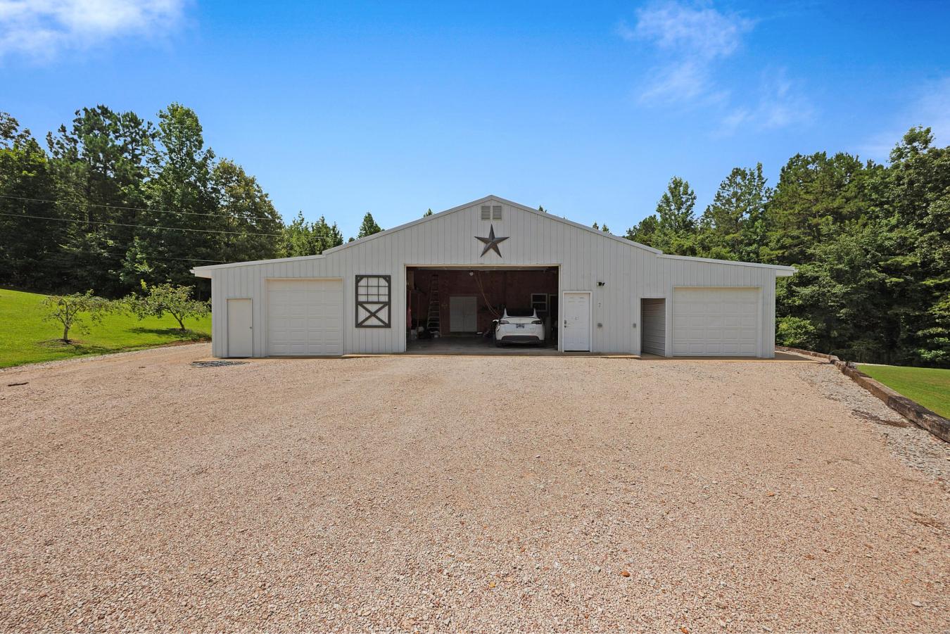 Bethel Springs, Tennessee, 38315, United States, 3 Bedrooms Bedrooms, ,3 BathroomsBathrooms,Residential,For Sale,1893032
