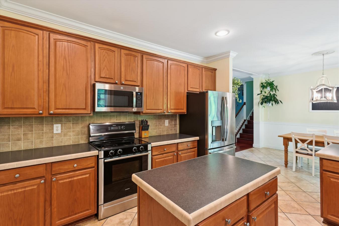 Johns Island, Charleston, 29455, United States, 5 Bedrooms Bedrooms, ,3 BathroomsBathrooms,Residential,For Sale,1894059