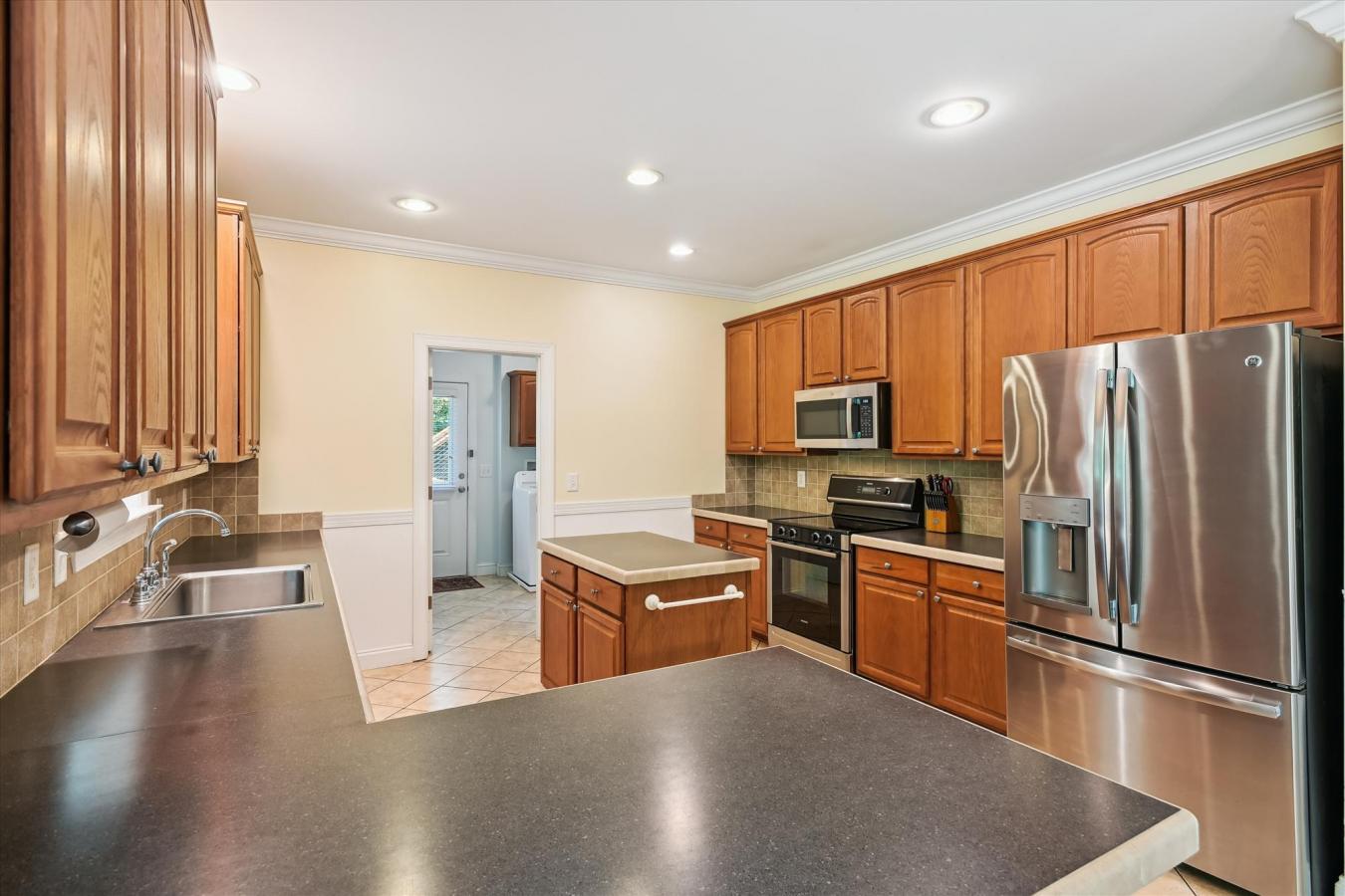Johns Island, Charleston, 29455, United States, 5 Bedrooms Bedrooms, ,3 BathroomsBathrooms,Residential,For Sale,1894059