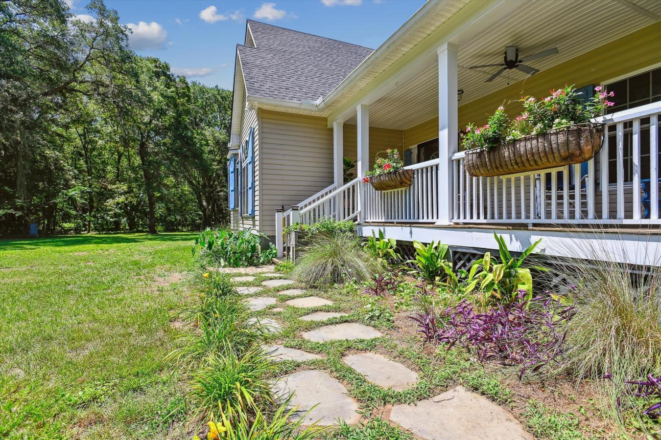 Johns Island, Charleston, 29455, United States, 5 Bedrooms Bedrooms, ,3 BathroomsBathrooms,Residential,For Sale,1894059