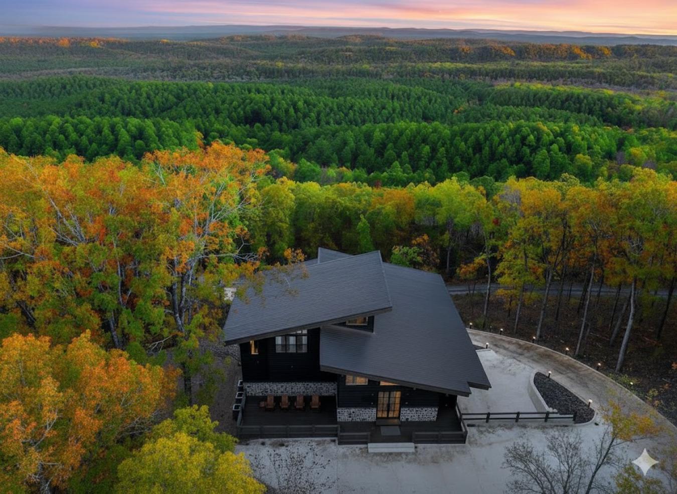 Broken Bow, McCurtain, 74728, United States, 6 Bedrooms Bedrooms, ,7 BathroomsBathrooms,Residential,For Sale,1894056