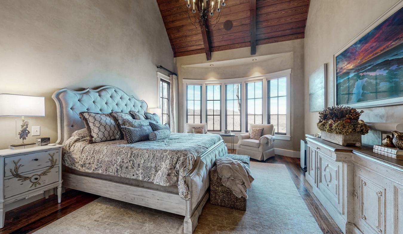 Glenville, Jackson, 1001185, United States, 5 Bedrooms Bedrooms, ,5 BathroomsBathrooms,Residential,For Sale,1894055