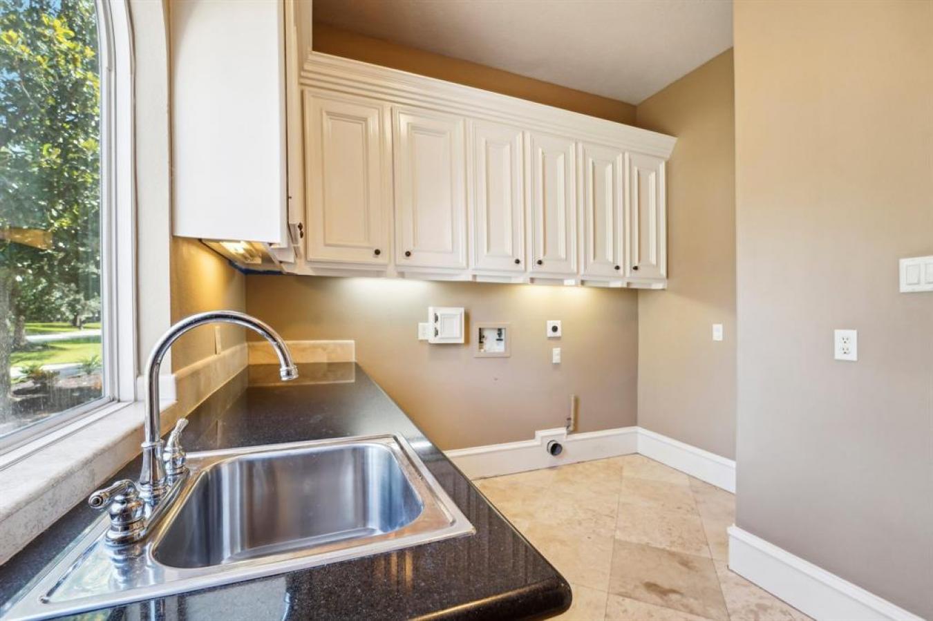 Humble, Harris, 77346, United States, 5 Bedrooms Bedrooms, ,4 BathroomsBathrooms,Residential,For Sale,1894657