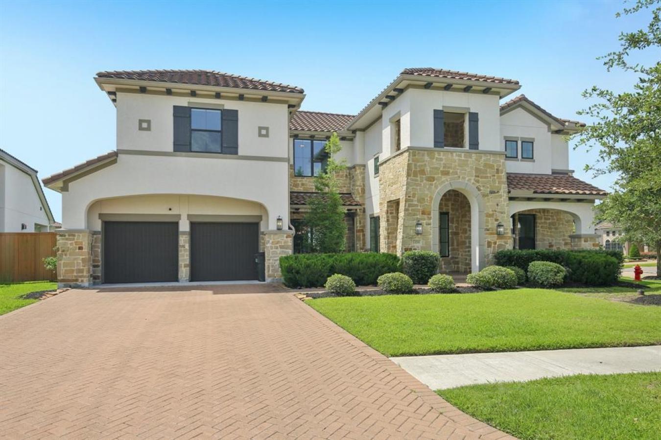 League City, Galveston, 77573, United States, 4 Bedrooms Bedrooms, ,3 BathroomsBathrooms,Residential,For Sale,1894655