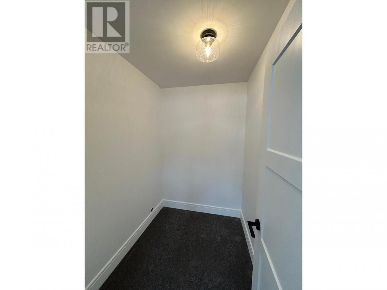 Sun Peaks, BC, V0E5N0, Canada, 4 Bedrooms Bedrooms, ,3 BathroomsBathrooms,Residential,For Sale,1894650