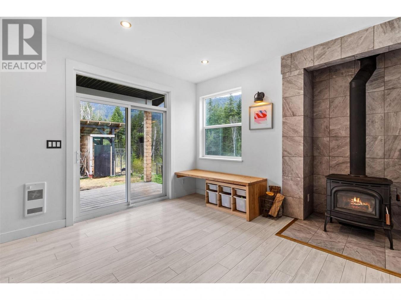 Kamloops, BC, V0E1Z1, Canada, 3 Bedrooms Bedrooms, ,-26 BathroomBathrooms,Residential,For Sale,1894649