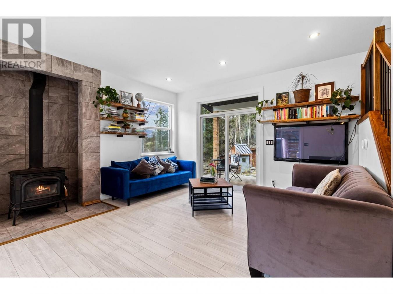 Kamloops, BC, V0E1Z1, Canada, 3 Bedrooms Bedrooms, ,-26 BathroomBathrooms,Residential,For Sale,1894649