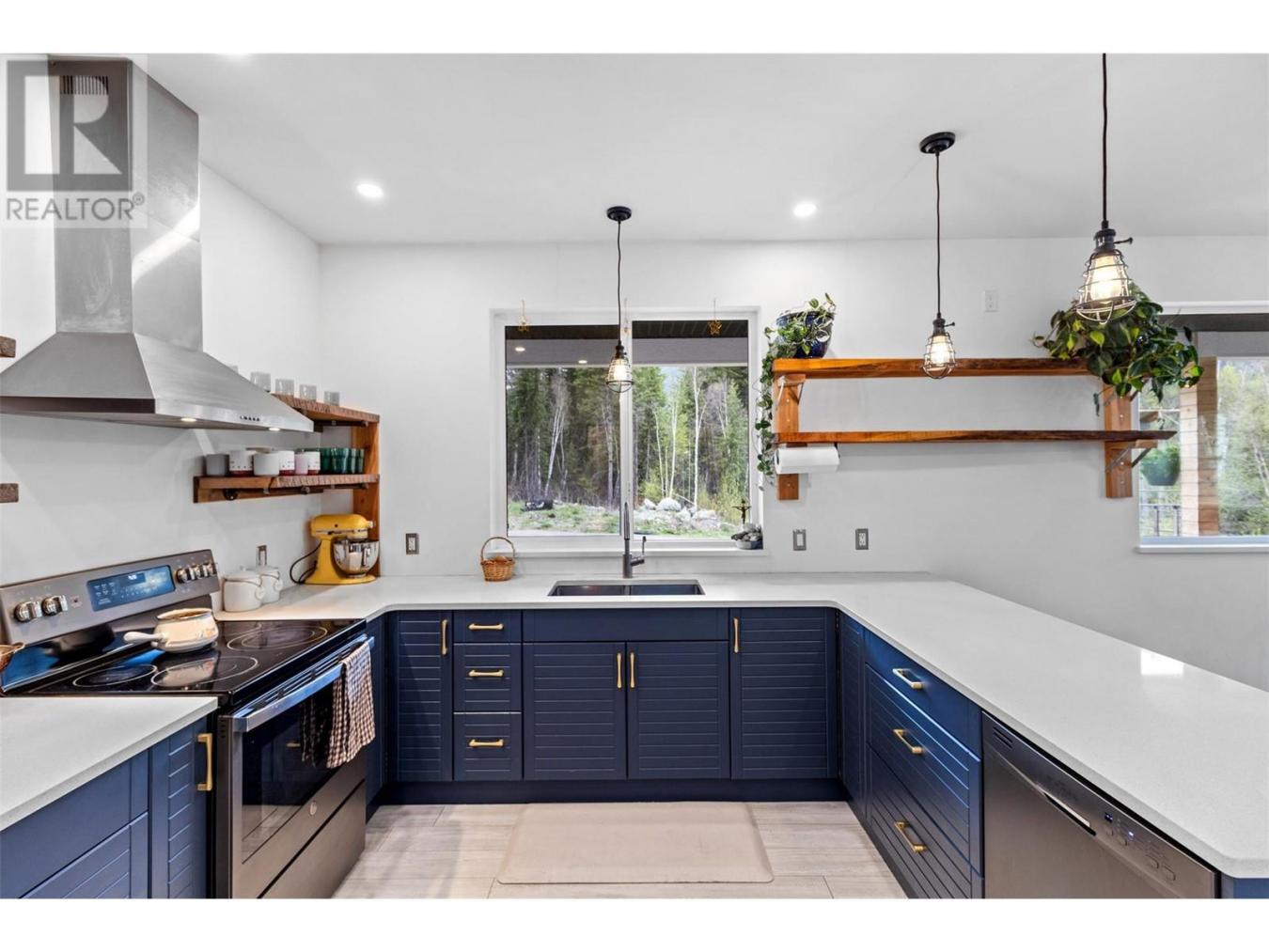 Kamloops, BC, V0E1Z1, Canada, 3 Bedrooms Bedrooms, ,-26 BathroomBathrooms,Residential,For Sale,1894649