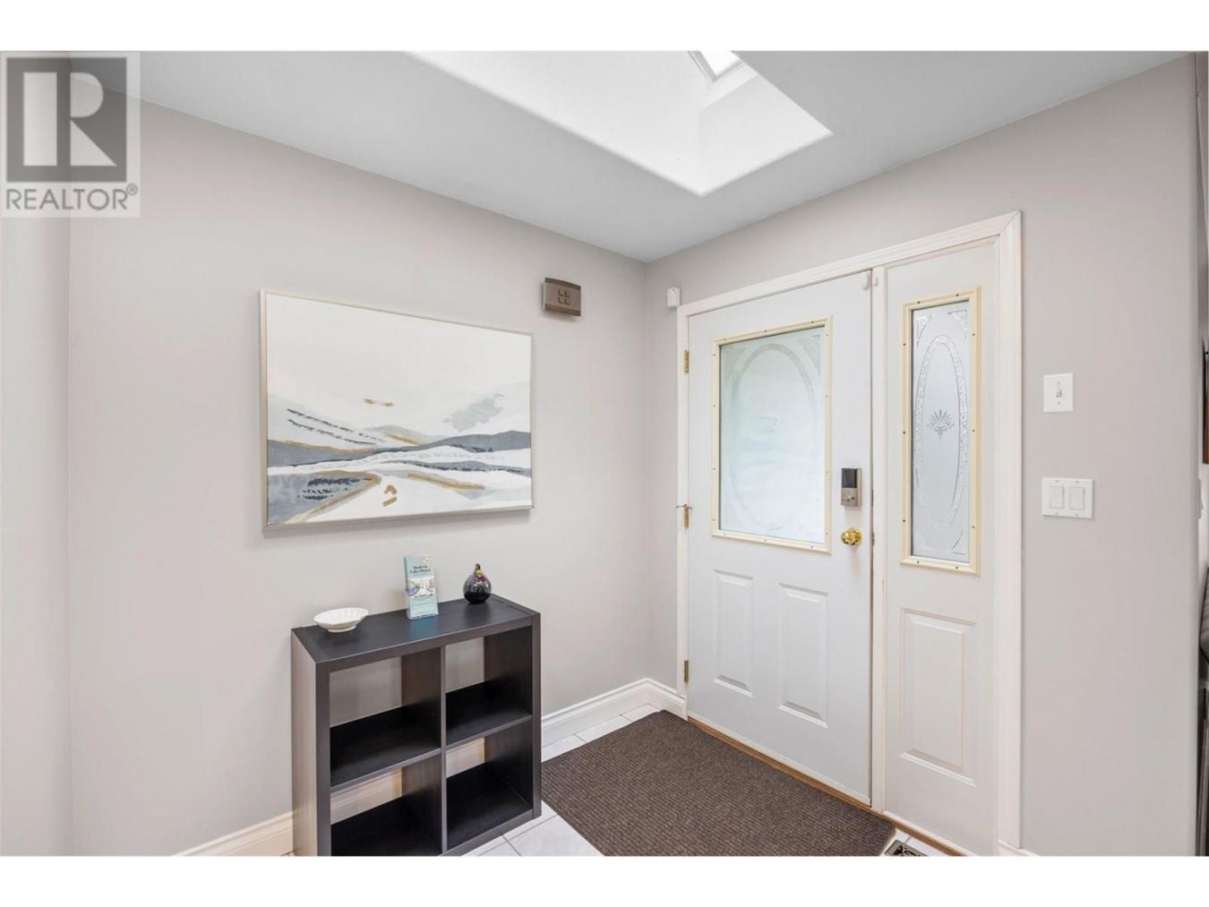 Scotch Creek, BC, V0E1M5, Canada, 3 Bedrooms Bedrooms, ,-37 BathroomBathrooms,Residential,For Sale,1894656