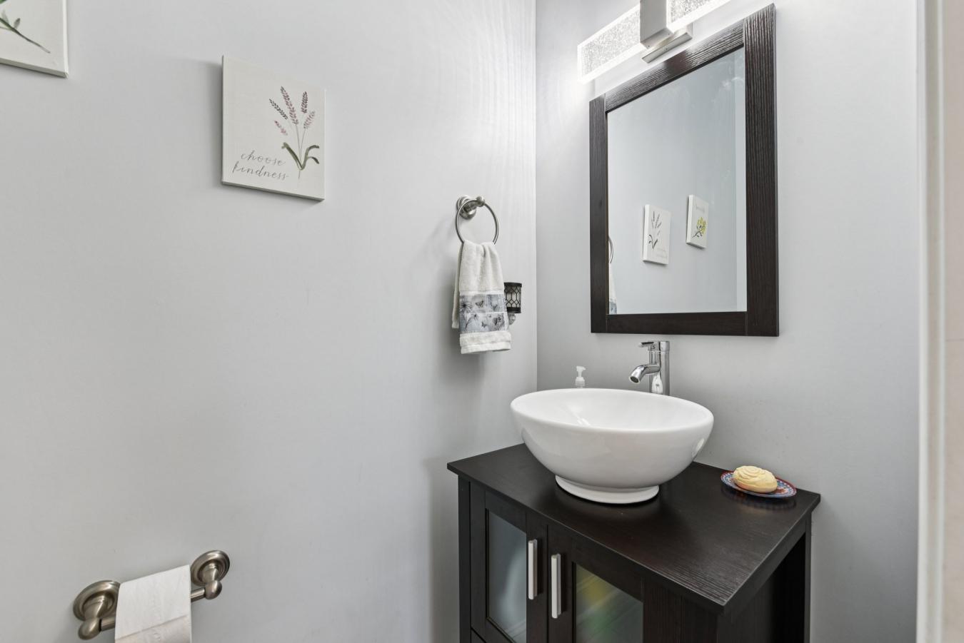Clover, York, 29710, United States, 3 Bedrooms Bedrooms, ,2 BathroomsBathrooms,Residential,For Sale,1904098