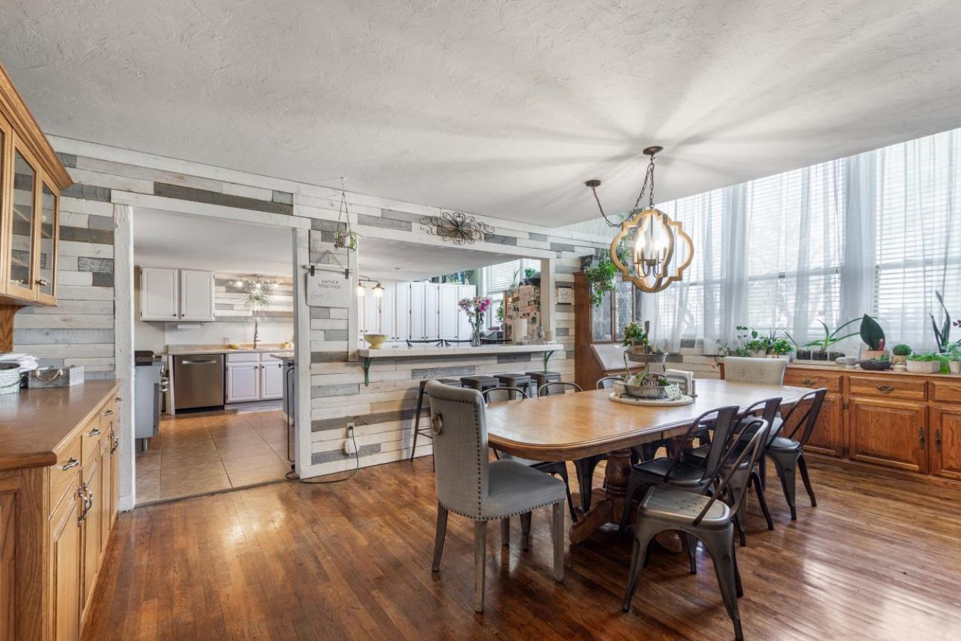 Idaho Falls, Bonneville, 83401, United States, 6 Bedrooms Bedrooms, ,5 BathroomsBathrooms,Residential,For Sale,1899140