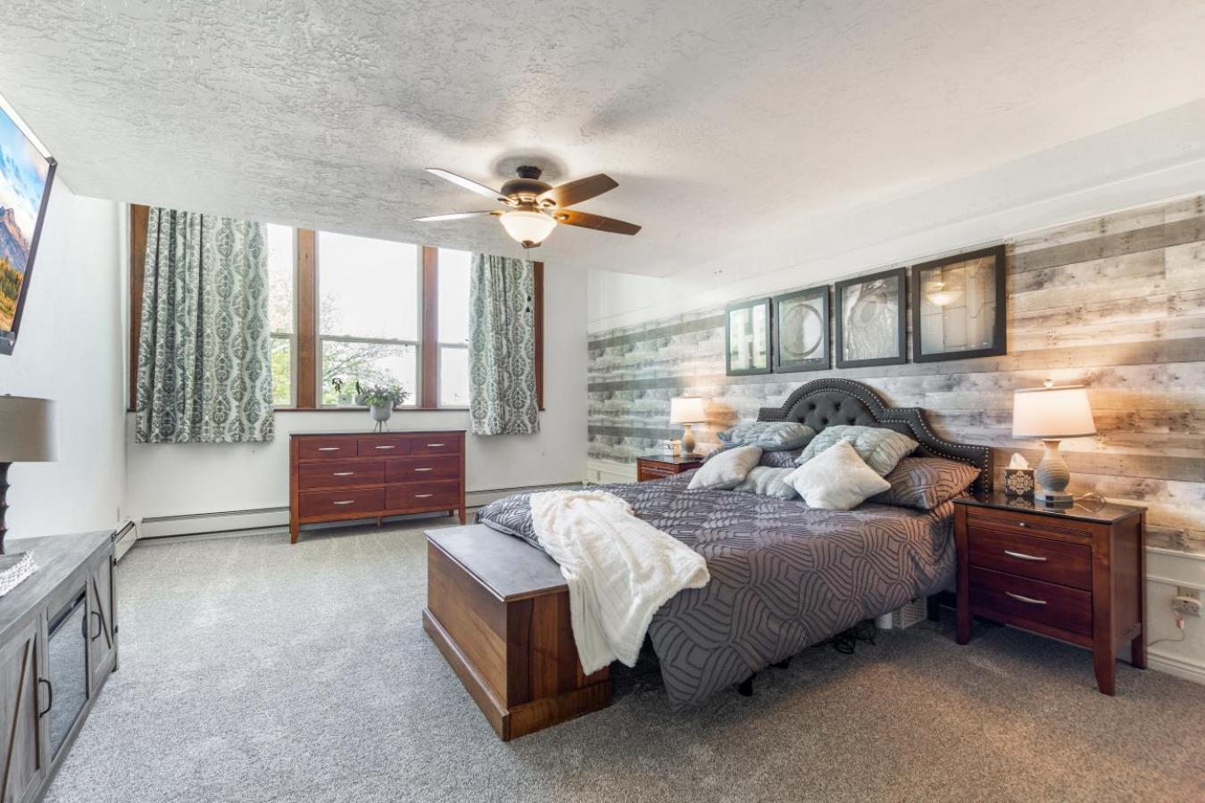 Idaho Falls, Bonneville, 83401, United States, 6 Bedrooms Bedrooms, ,5 BathroomsBathrooms,Residential,For Sale,1899140