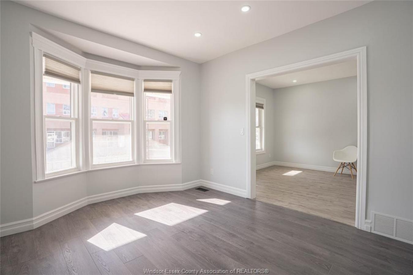 Windsor, ON, N9A 4R1, Canada, ,Residential,For Sale,1894646