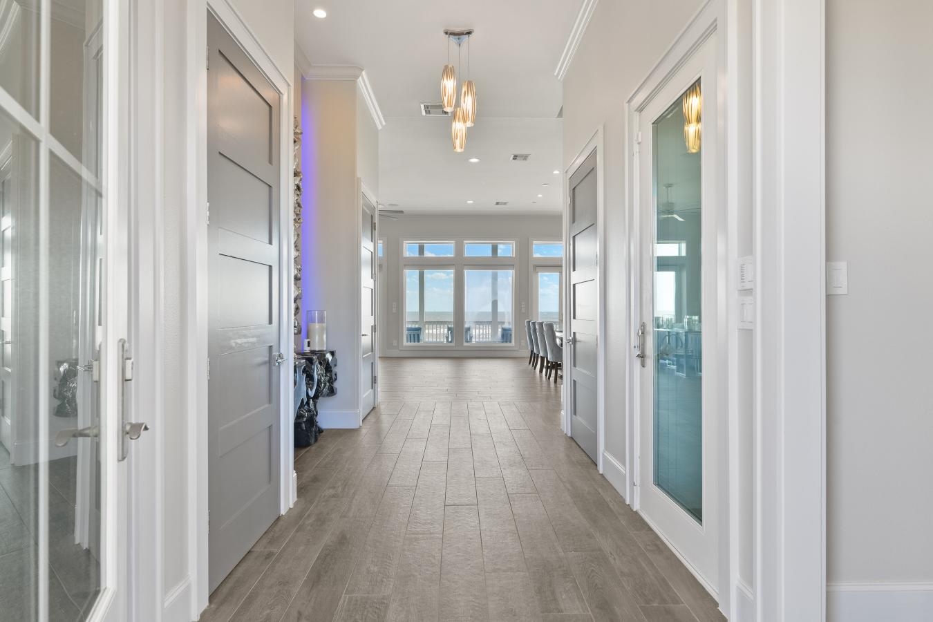 Galveston, Galveston, 77554, United States, 5 Bedrooms Bedrooms, ,5 BathroomsBathrooms,Residential,For Sale,1899138