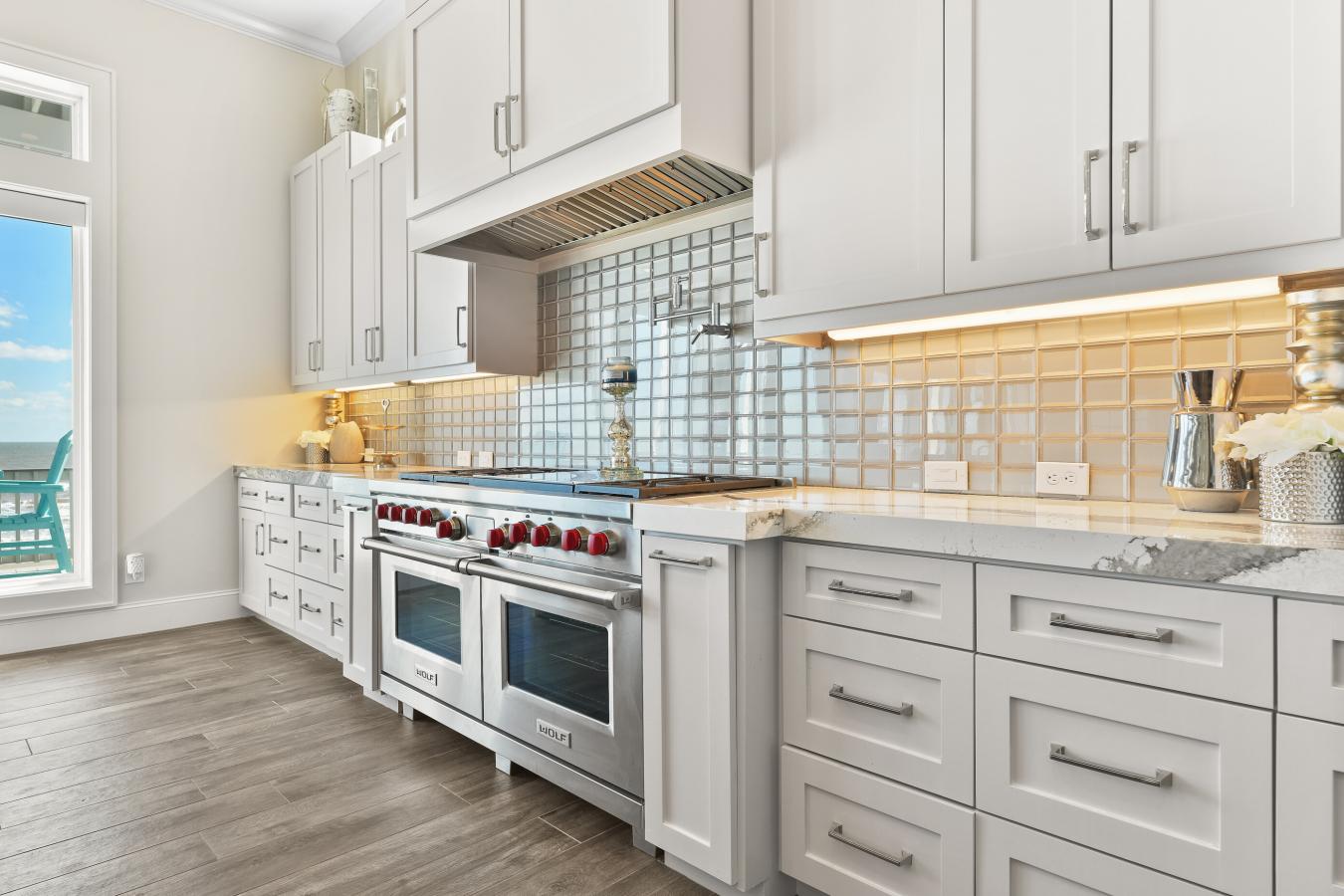 Galveston, Galveston, 77554, United States, 5 Bedrooms Bedrooms, ,5 BathroomsBathrooms,Residential,For Sale,1899138