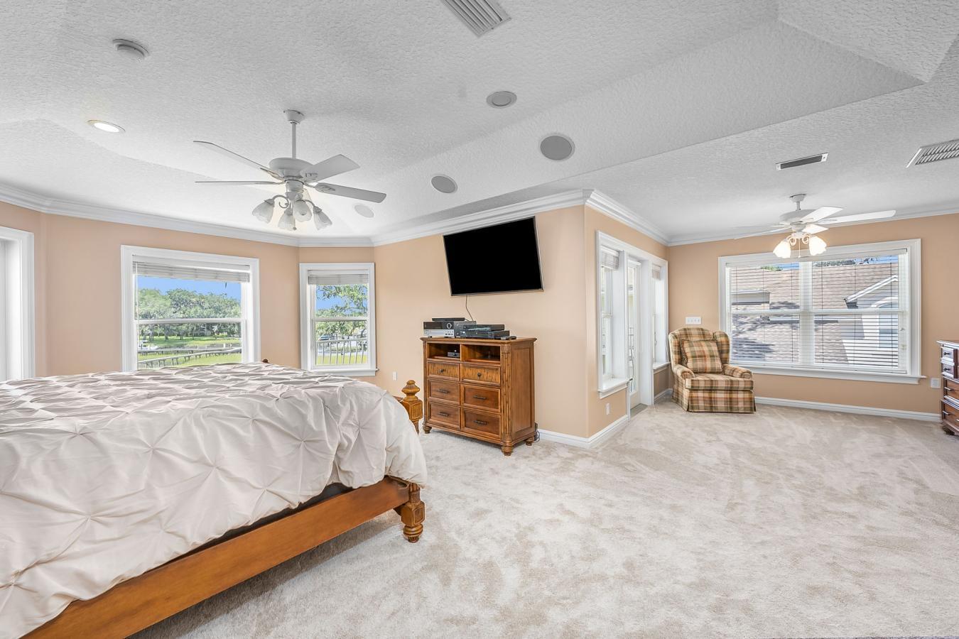 Neptune Bch, Florida, 32266, United States, 4 Bedrooms Bedrooms, ,4 BathroomsBathrooms,Residential,For Sale,1894638