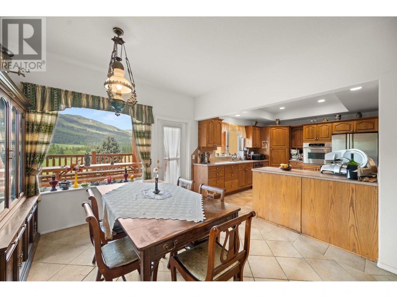 Lumby, BC, V0E2G5, Canada, 4 Bedrooms Bedrooms, ,3 BathroomsBathrooms,Residential,For Sale,1897964