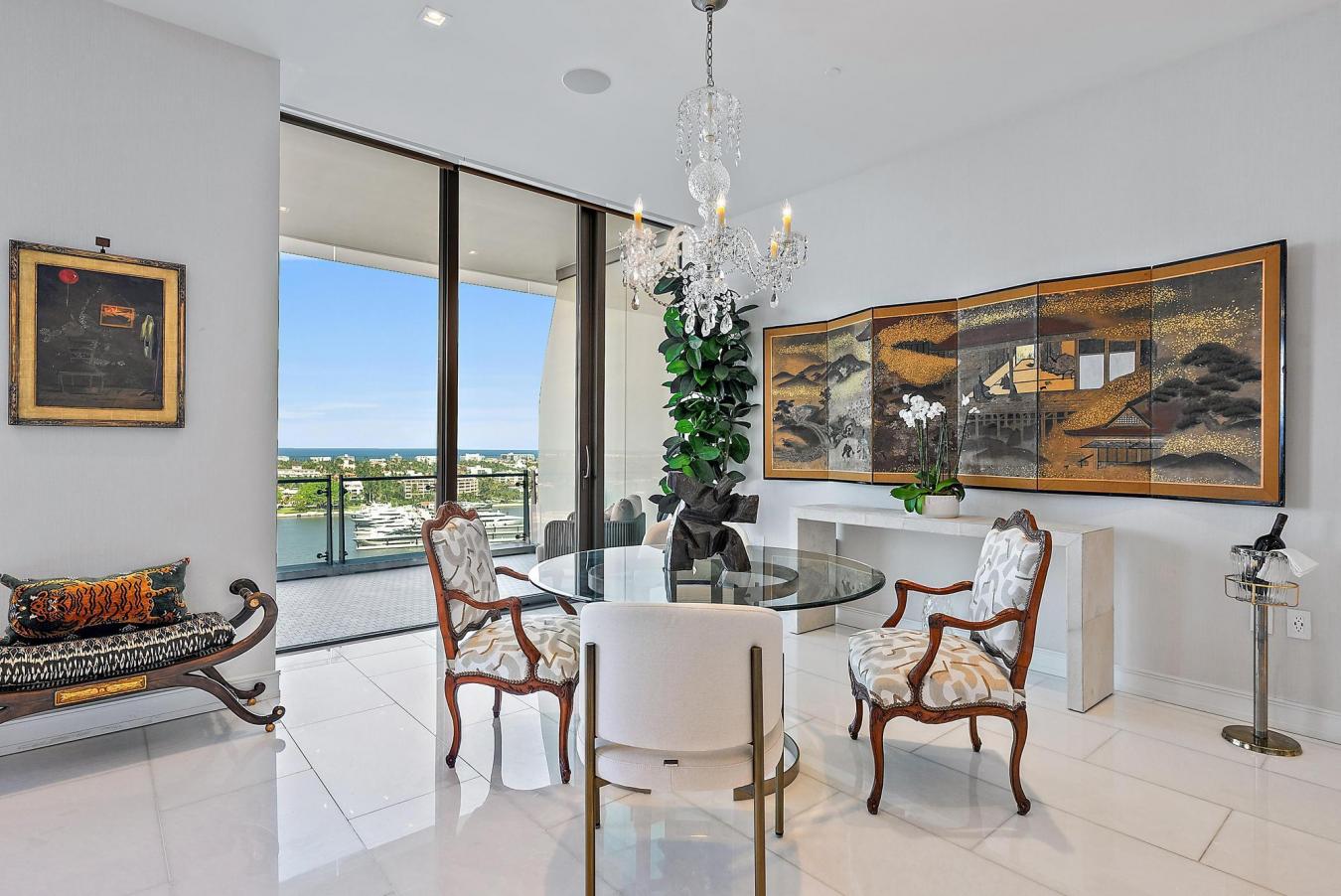 West Palm Beach, Florida, 33401, United States, 3 Bedrooms Bedrooms, ,4 BathroomsBathrooms,Residential,For Sale,1894637