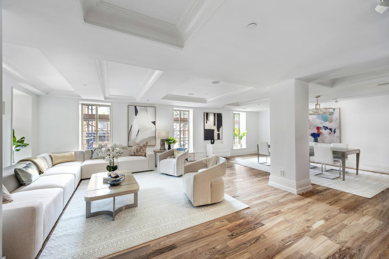 New York, New York, 10065, United States, 3 Bedrooms Bedrooms, ,3 BathroomsBathrooms,Residential,For Sale,1894631