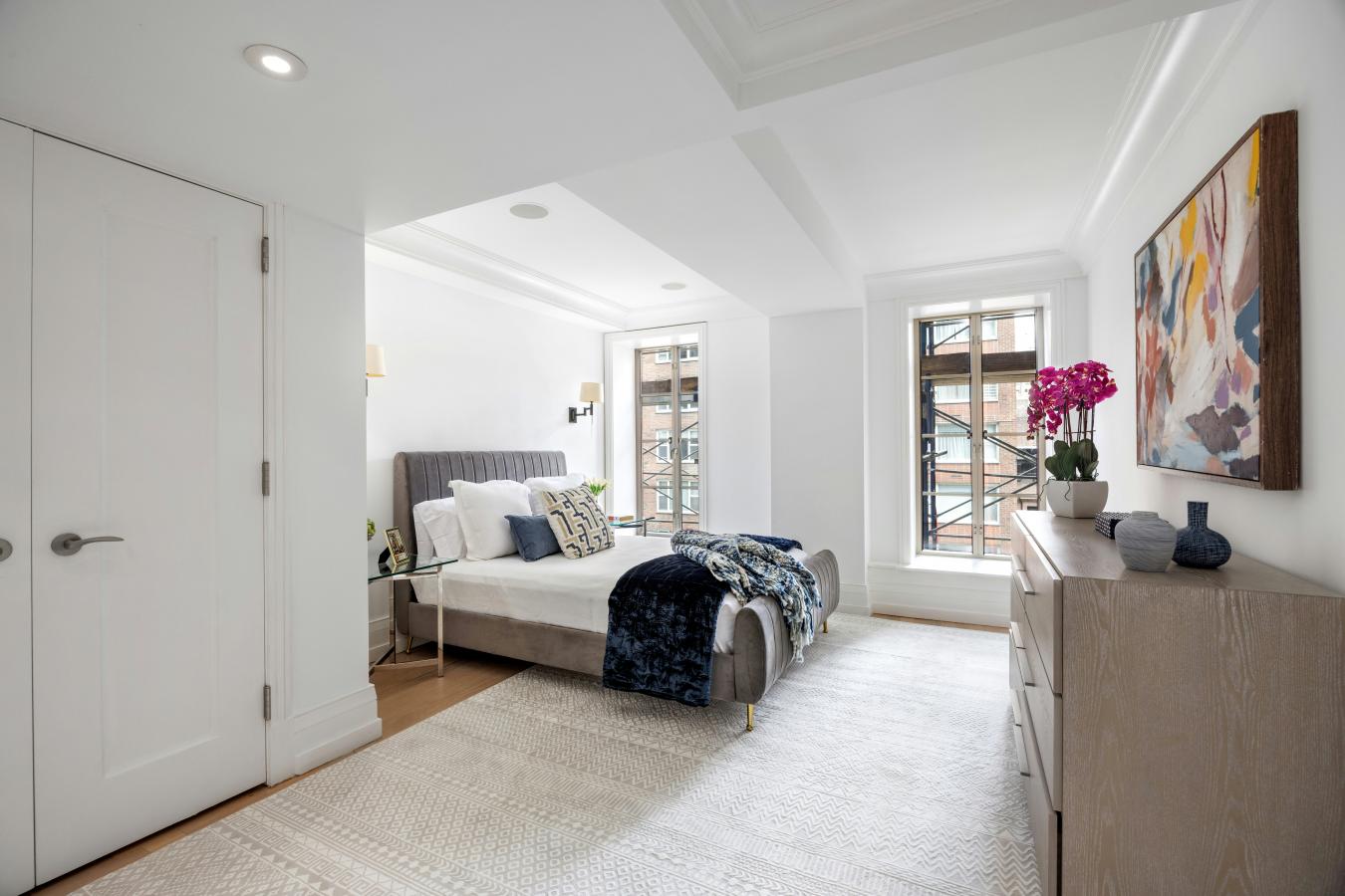 New York, New York, 10065, United States, 3 Bedrooms Bedrooms, ,3 BathroomsBathrooms,Residential,For Sale,1894631