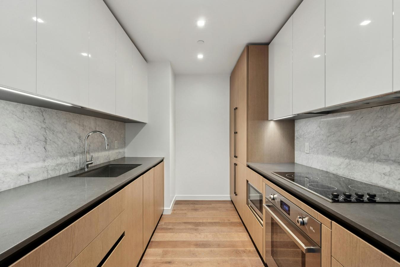 New York, New York, 10128, United States, 2 Bedrooms Bedrooms, ,2 BathroomsBathrooms,Residential,For Sale,1894618