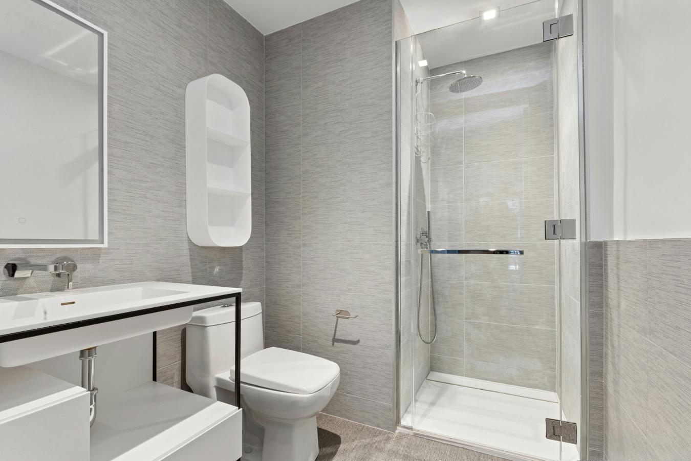 New York, New York, 10128, United States, 2 Bedrooms Bedrooms, ,2 BathroomsBathrooms,Residential,For Sale,1894618