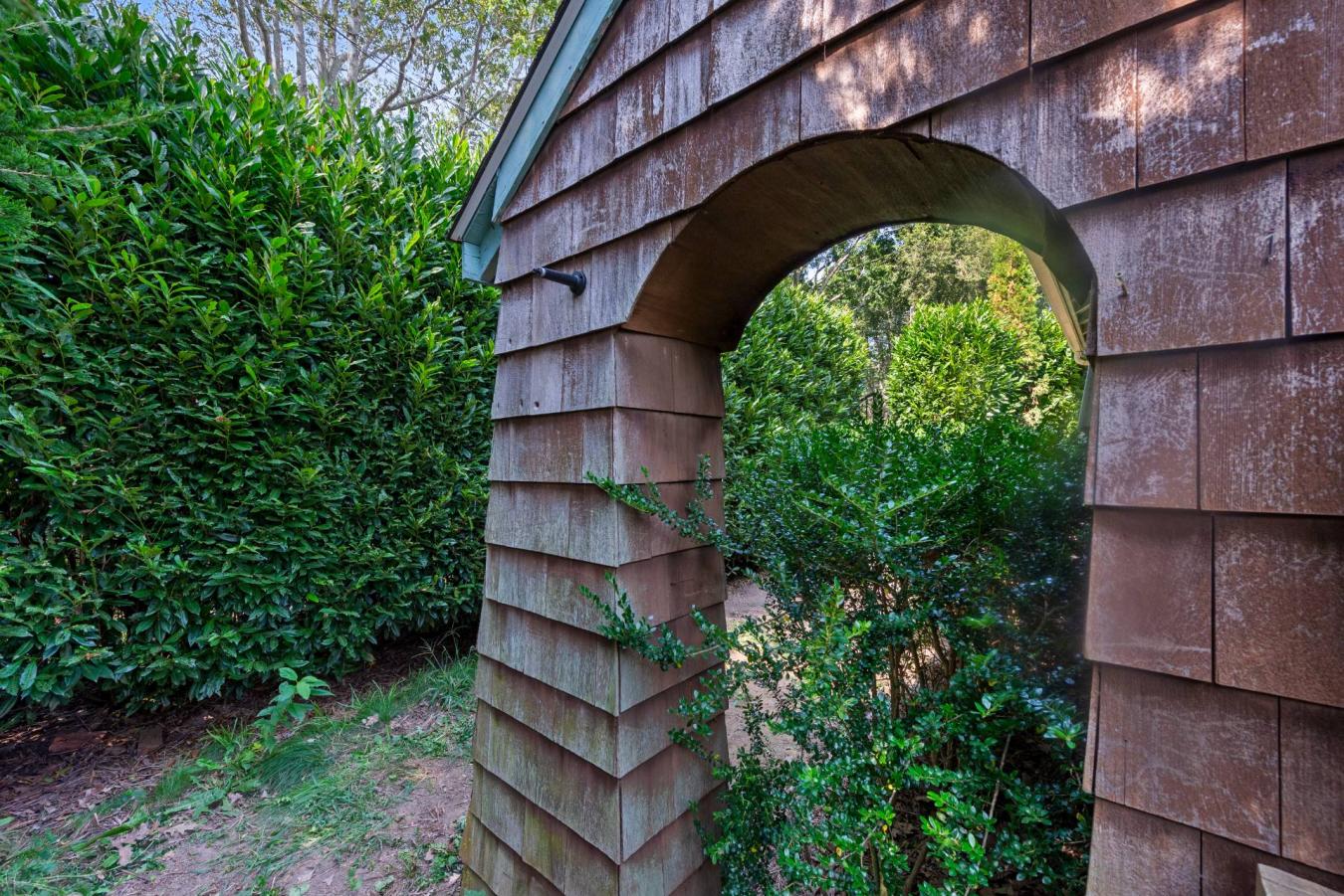 Village of East Hampton, New York, 11937, United States, 2 Bedrooms Bedrooms, ,1 BathroomBathrooms,Residential,For Sale,1894617
