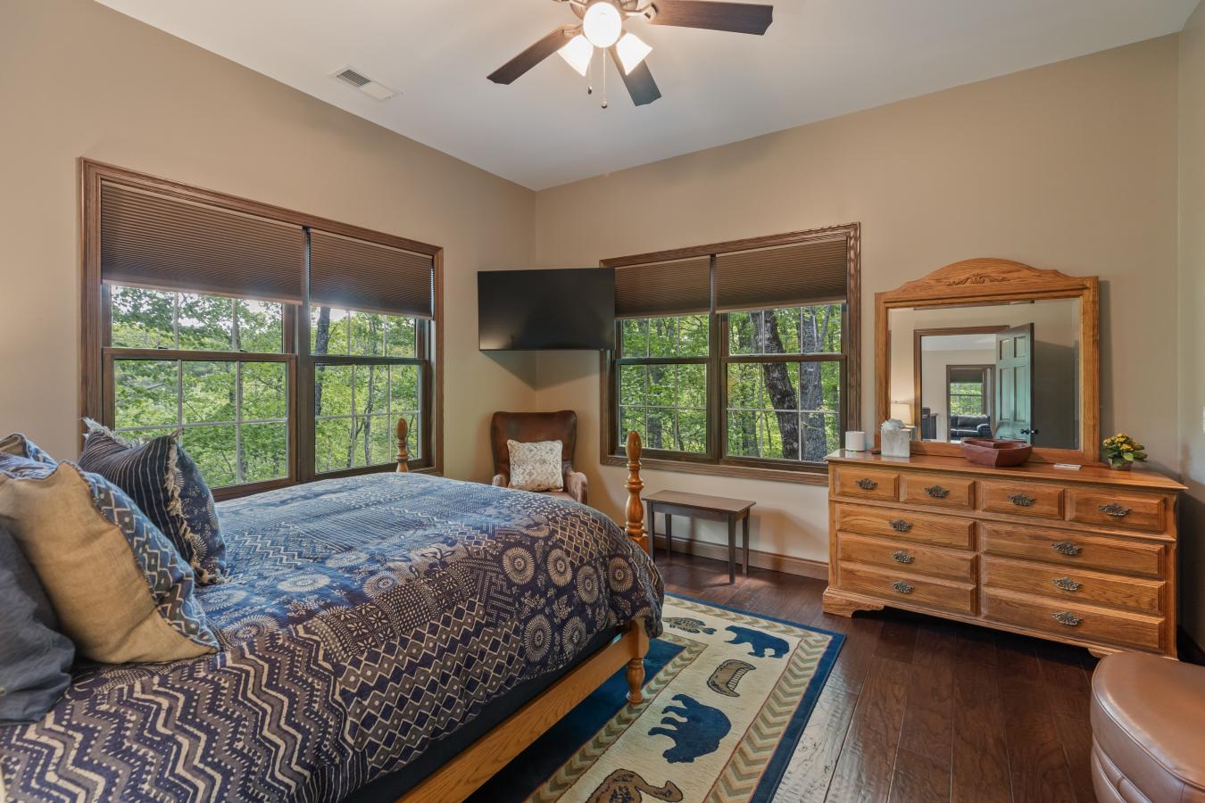 Cullowhee, Jackson, 28723, United States, 4 Bedrooms Bedrooms, ,4 BathroomsBathrooms,Residential,For Sale,1899137