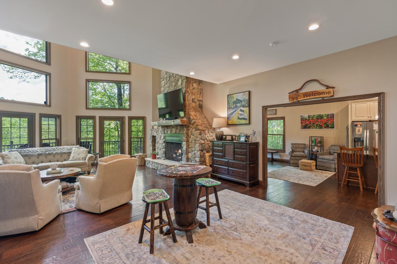 Cullowhee, Jackson, 28723, United States, 4 Bedrooms Bedrooms, ,4 BathroomsBathrooms,Residential,For Sale,1899137