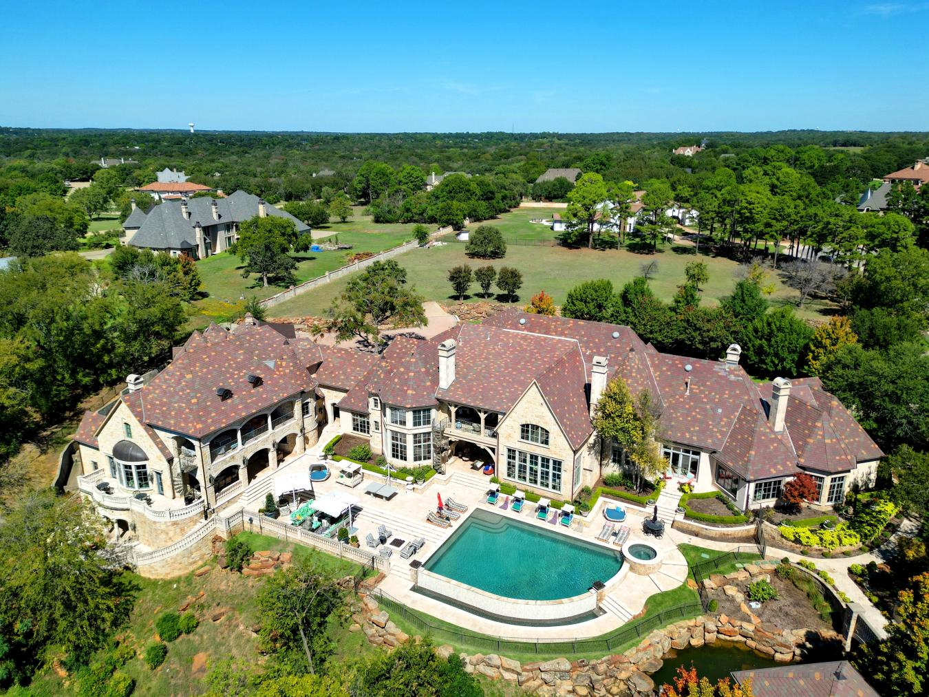 Flower Mound, Denton, 75022, United States, 6 Bedrooms Bedrooms, ,6 BathroomsBathrooms,Residential,For Sale,1897951