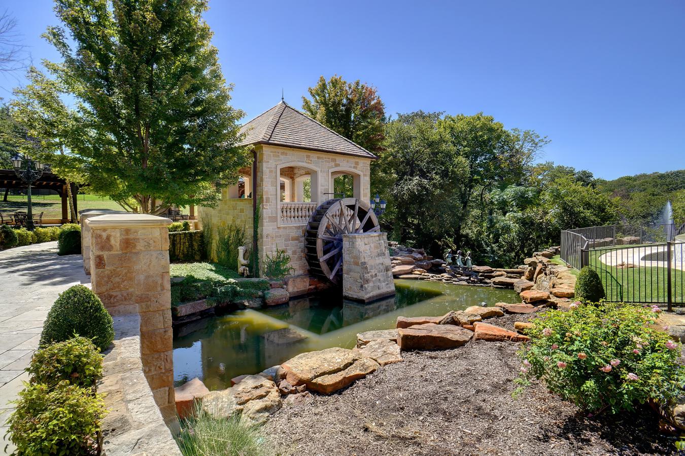 Flower Mound, Denton, 75022, United States, 6 Bedrooms Bedrooms, ,6 BathroomsBathrooms,Residential,For Sale,1897951