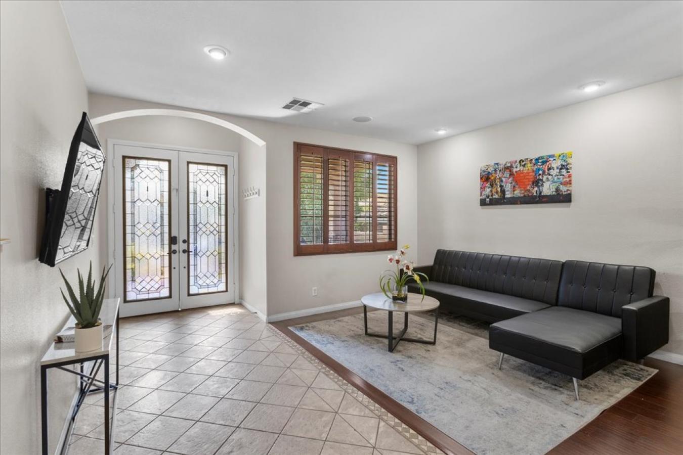 Henderson, Clark, 89012, United States, 5 Bedrooms Bedrooms, ,3 BathroomsBathrooms,Residential,For Sale,1897944