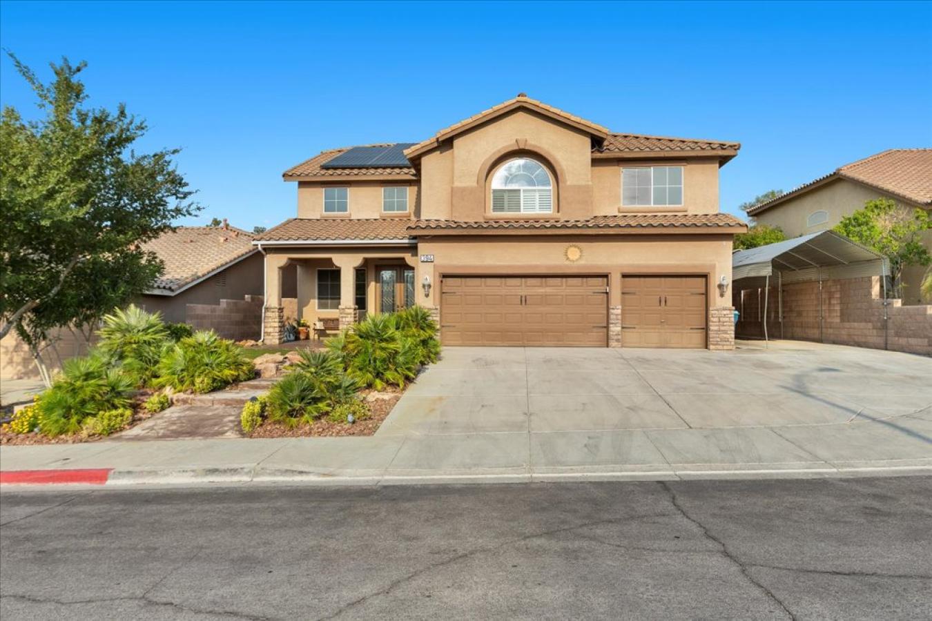 Henderson, Clark, 89012, United States, 5 Bedrooms Bedrooms, ,3 BathroomsBathrooms,Residential,For Sale,1897944