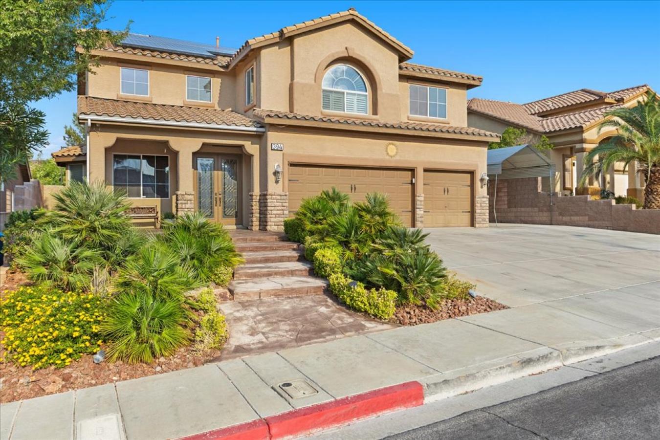 Henderson, Clark, 89012, United States, 5 Bedrooms Bedrooms, ,3 BathroomsBathrooms,Residential,For Sale,1897944