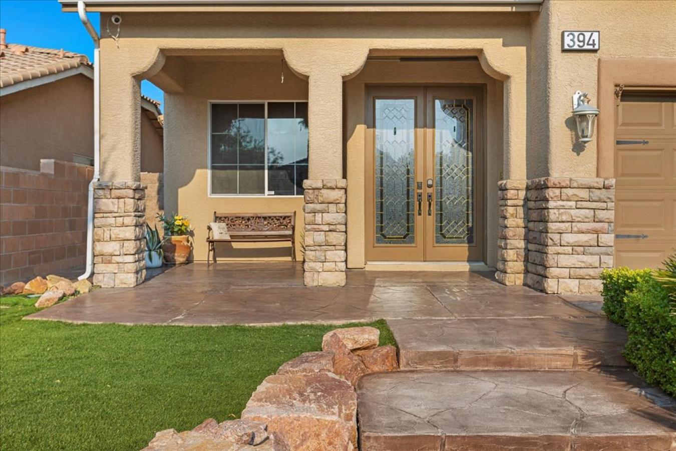 Henderson, Clark, 89012, United States, 5 Bedrooms Bedrooms, ,3 BathroomsBathrooms,Residential,For Sale,1897944