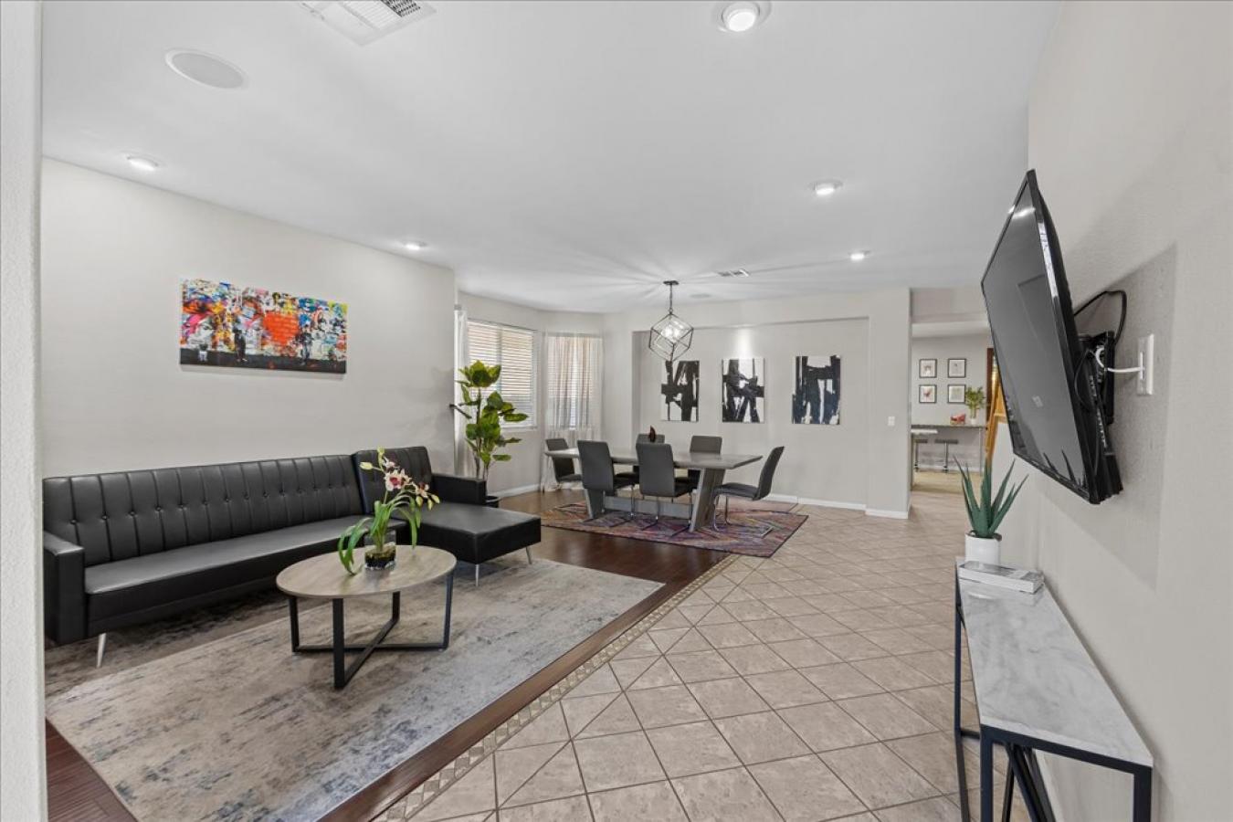 Henderson, Clark, 89012, United States, 5 Bedrooms Bedrooms, ,3 BathroomsBathrooms,Residential,For Sale,1897944