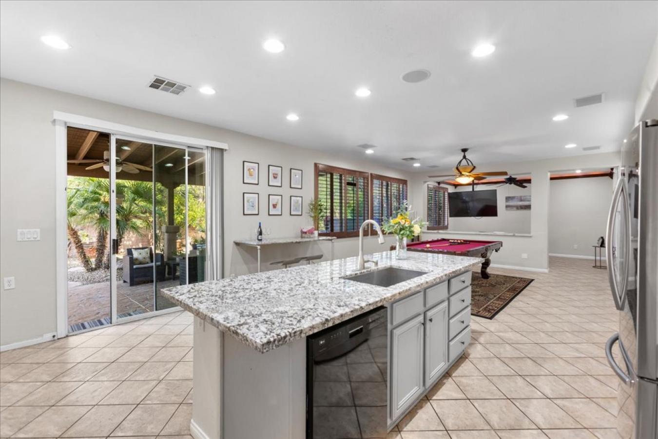 Henderson, Clark, 89012, United States, 5 Bedrooms Bedrooms, ,3 BathroomsBathrooms,Residential,For Sale,1897944