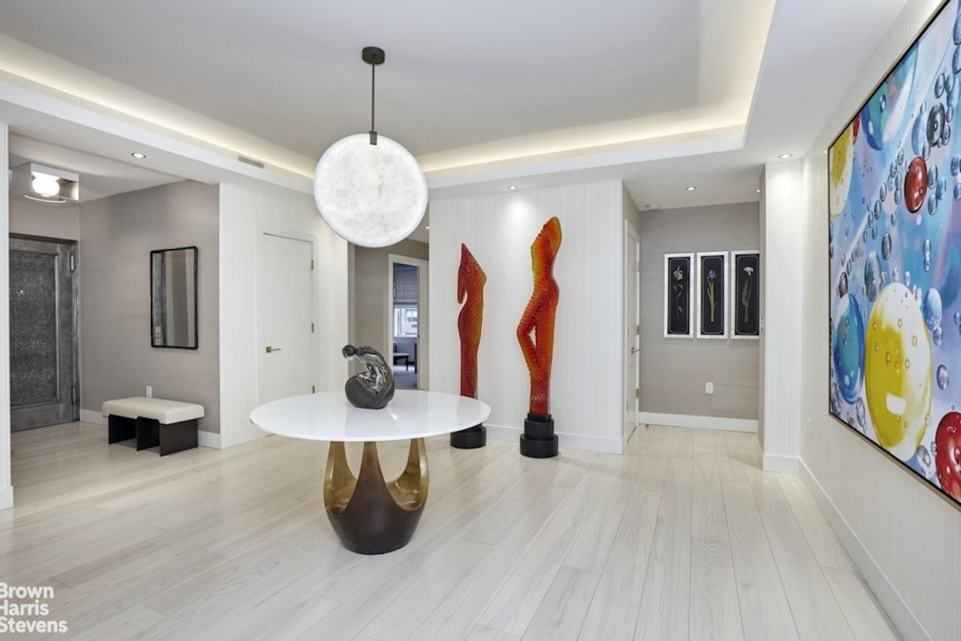 New York, New York, 10128, United States, 4 Bedrooms Bedrooms, ,3 BathroomsBathrooms,Residential,For Sale,1897943
