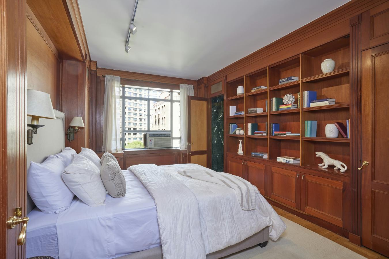 New York, New York, 10023, United States, 3 Bedrooms Bedrooms, ,3 BathroomsBathrooms,Residential,For Sale,1967475