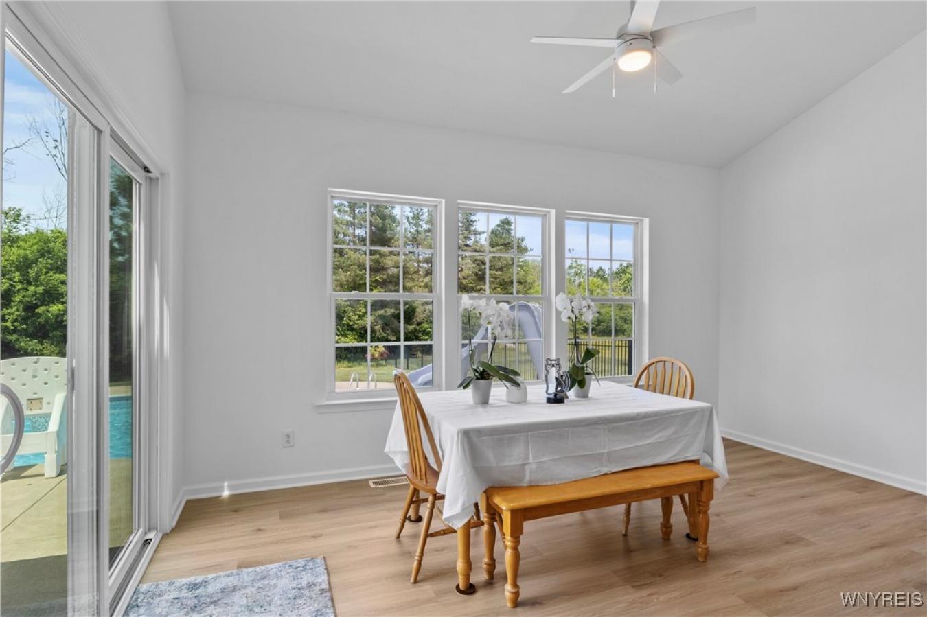 Hamburg, Erie, 14075, United States, 4 Bedrooms Bedrooms, ,2 BathroomsBathrooms,Residential,For Sale,1899135
