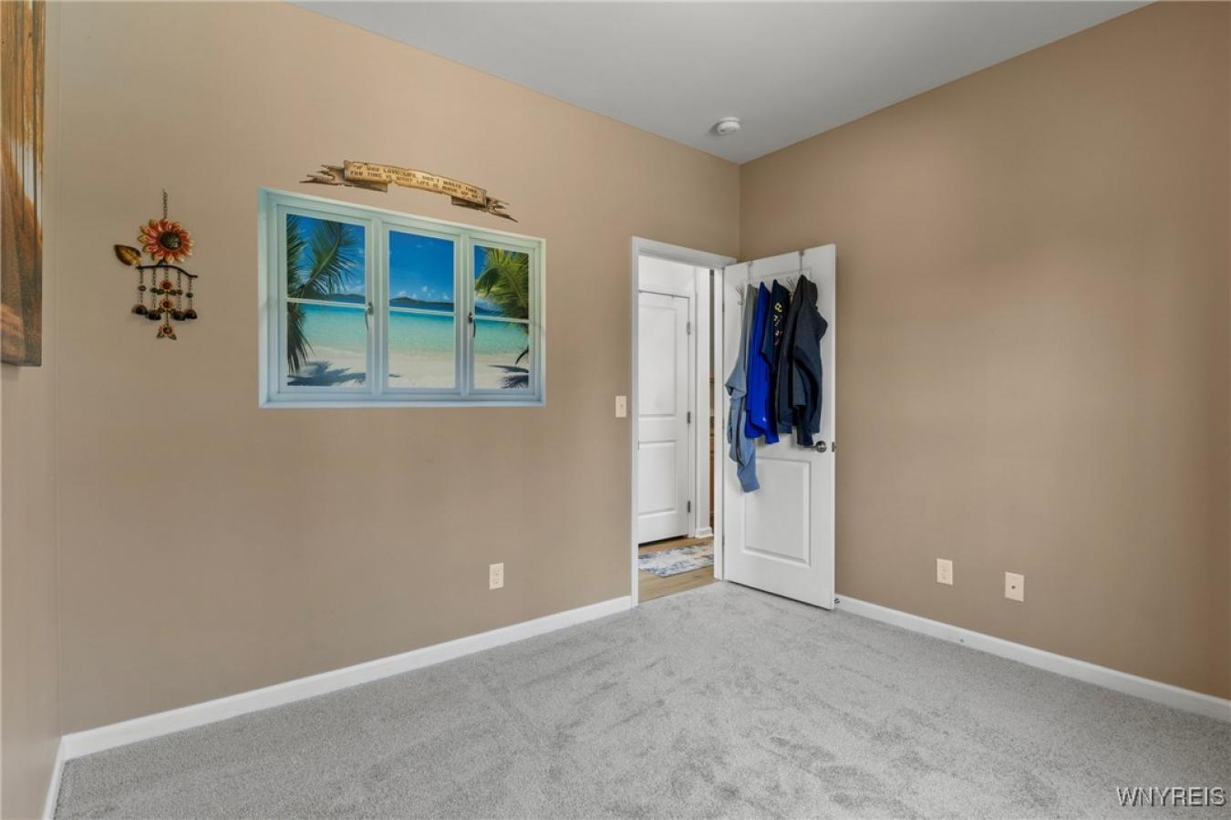 Hamburg, Erie, 14075, United States, 4 Bedrooms Bedrooms, ,2 BathroomsBathrooms,Residential,For Sale,1899135