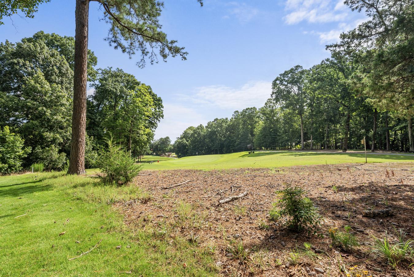 Durham, Durham, 27705, United States, 6 Bedrooms Bedrooms, ,3 BathroomsBathrooms,Residential,For Sale,1897925