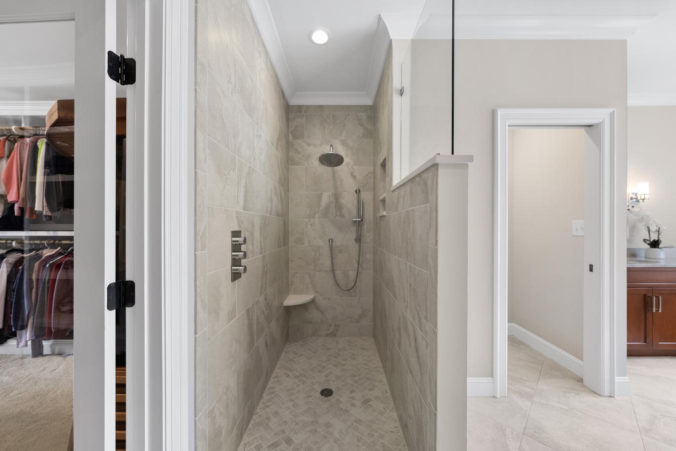 Durham, Durham, 27705, United States, 6 Bedrooms Bedrooms, ,3 BathroomsBathrooms,Residential,For Sale,1897925