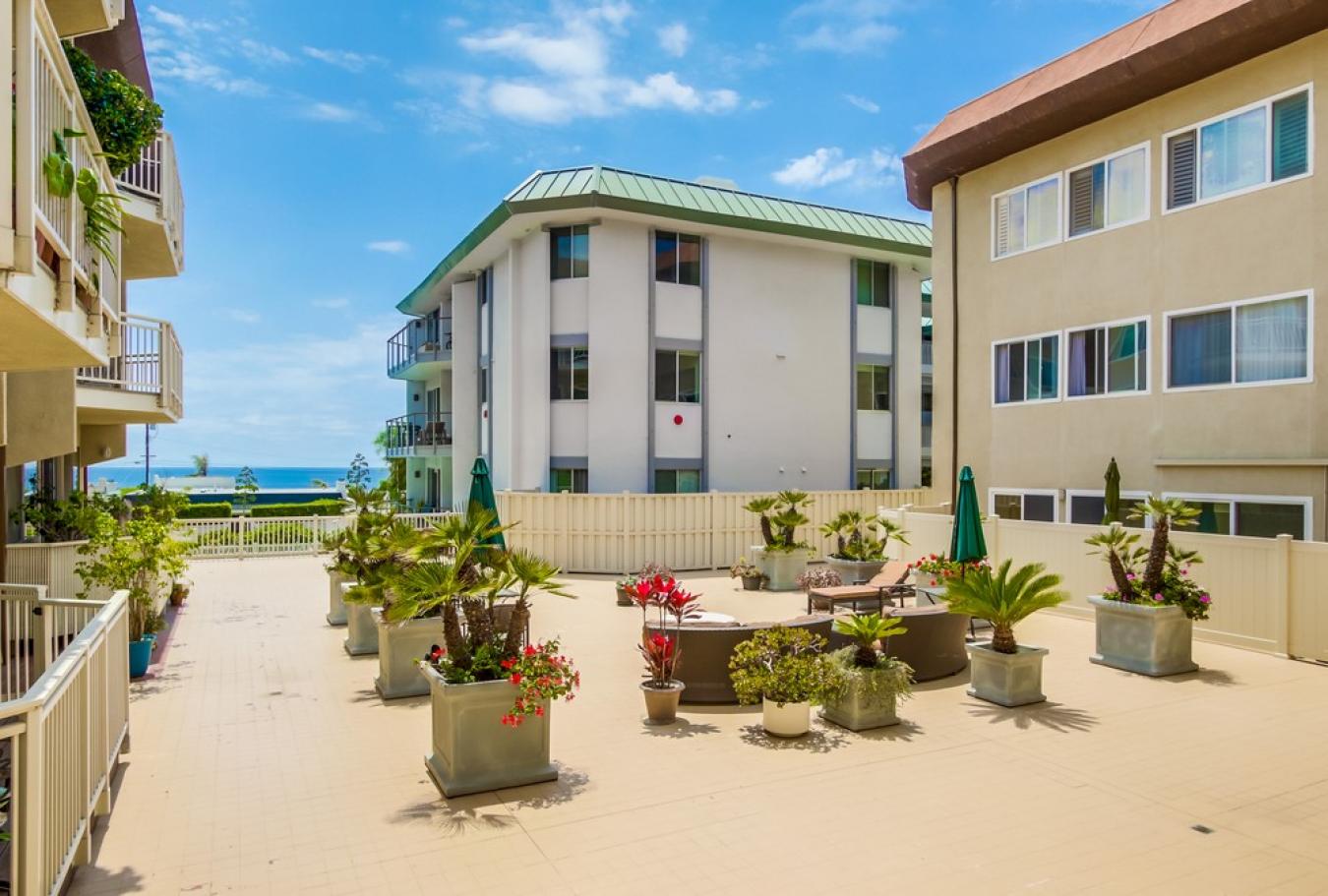 La Jolla, San Diego, 92037, United States, 2 Bedrooms Bedrooms, ,-2 BathroomBathrooms,Residential,For Sale,1897922