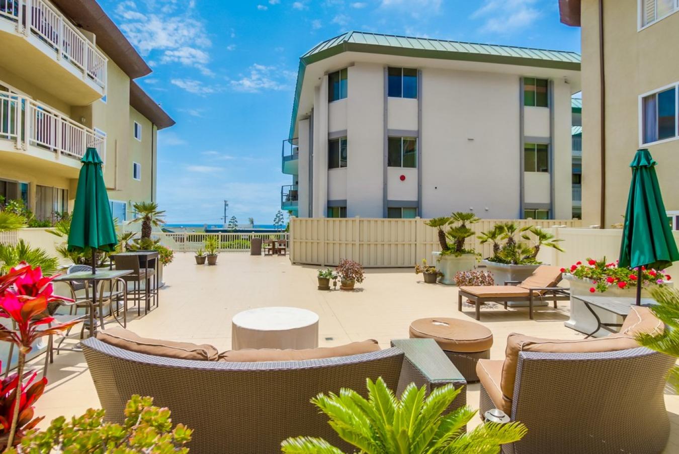 La Jolla, San Diego, 92037, United States, 2 Bedrooms Bedrooms, ,-2 BathroomBathrooms,Residential,For Sale,1897922